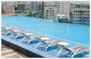 Hotel Embassy Suites Hilton Pool